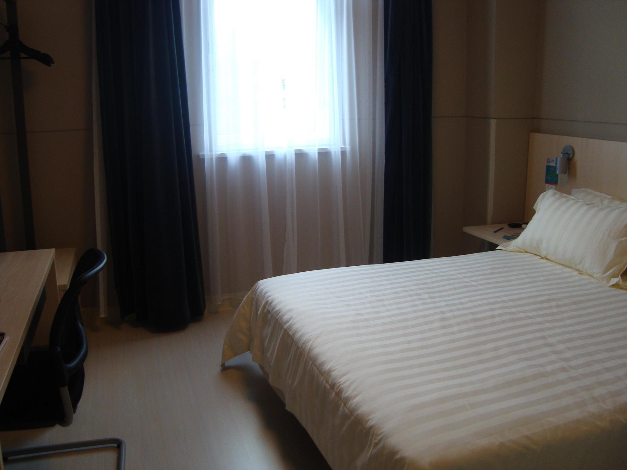 Jinjiang Inn Zhuhai Gongbei Fuhuali Bagian luar foto